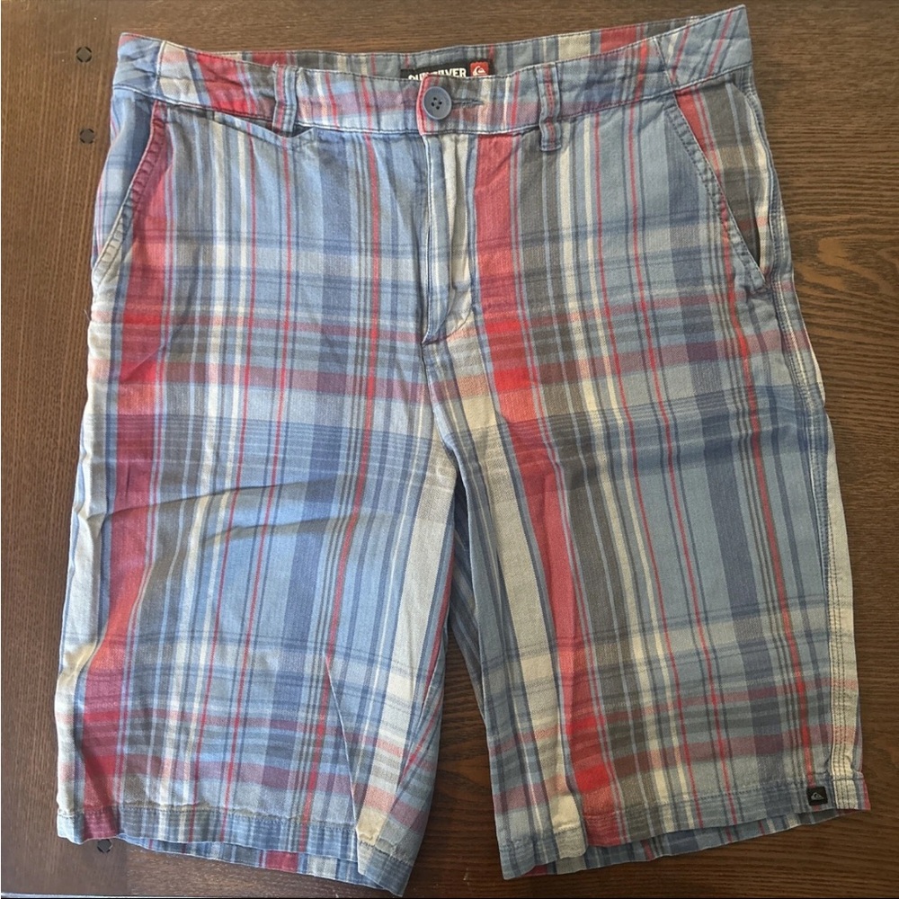 QuickSilver men’s short, RN 114199 khaki plaid Blue Red size 30